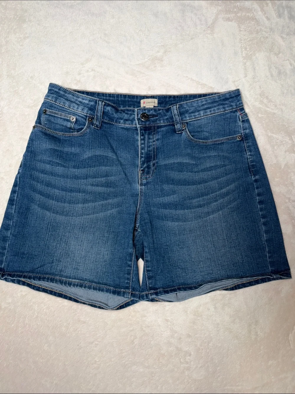 Daniel Cremieux Medium Wash Denim Shorts Size 4 Five-Pocket Mid-Rise